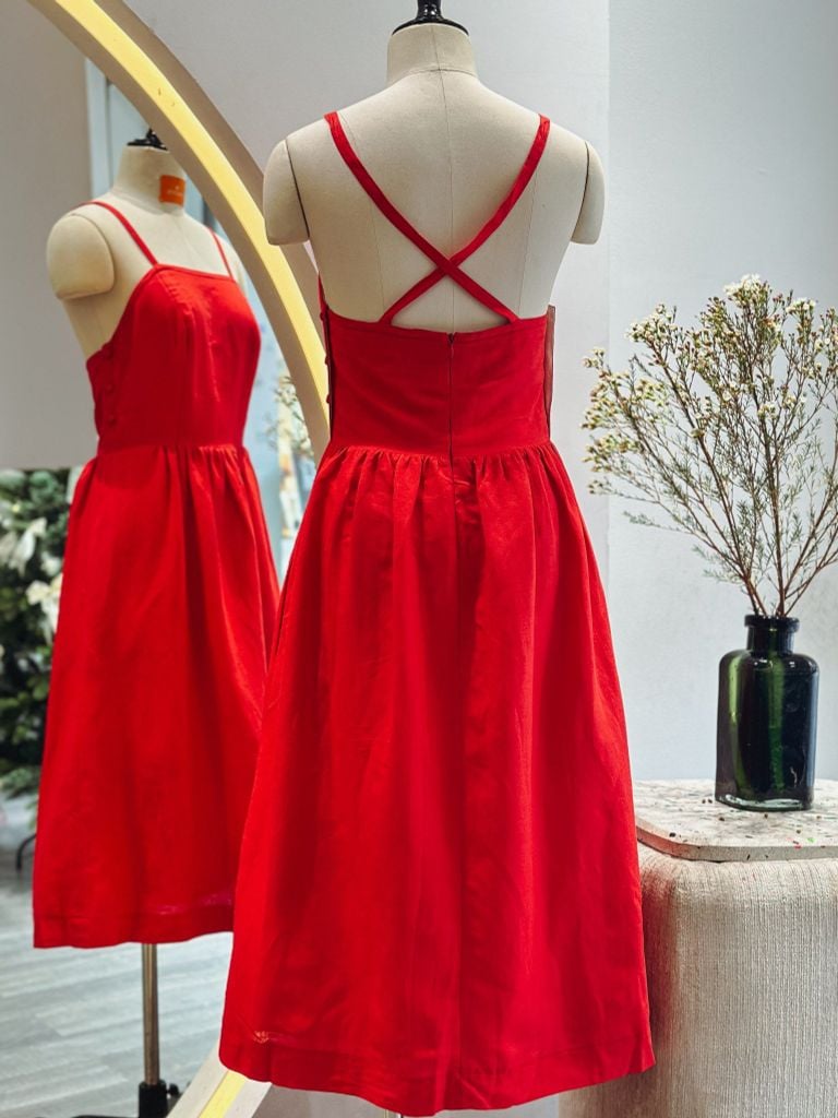  Đầm 2 dây cúp ngực tùng xòe cam 