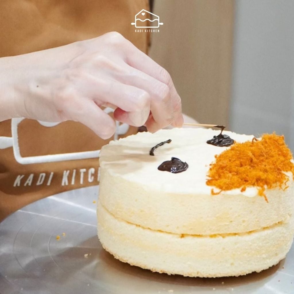 LỚP BÁNH BÔNG LAN TRỨNG MUỐI