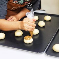 LỚP BÁNH MÌ NGỌT