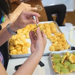 LỚP BÁNH SU