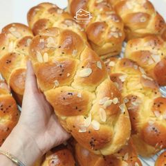 LỚP BÁNH MÌ HOA CÚC