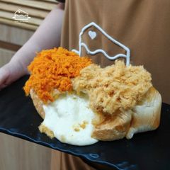 LỚP BÁNH PHÔ MAI TAN CHẢY