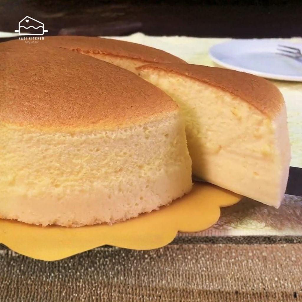 LỚP BÁNH PHÔ MAI NHẬT
