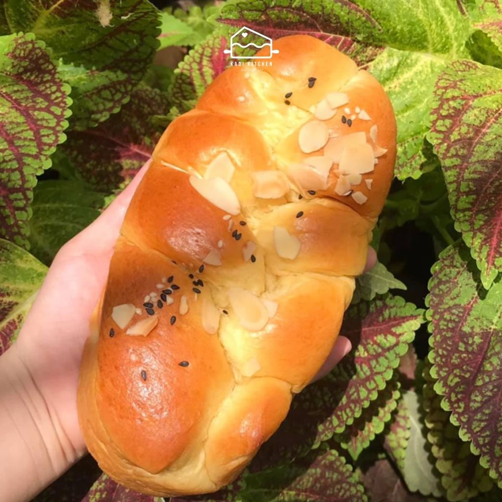 LỚP BÁNH MÌ HOA CÚC