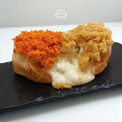 LỚP BÁNH PHÔ MAI TAN CHẢY
