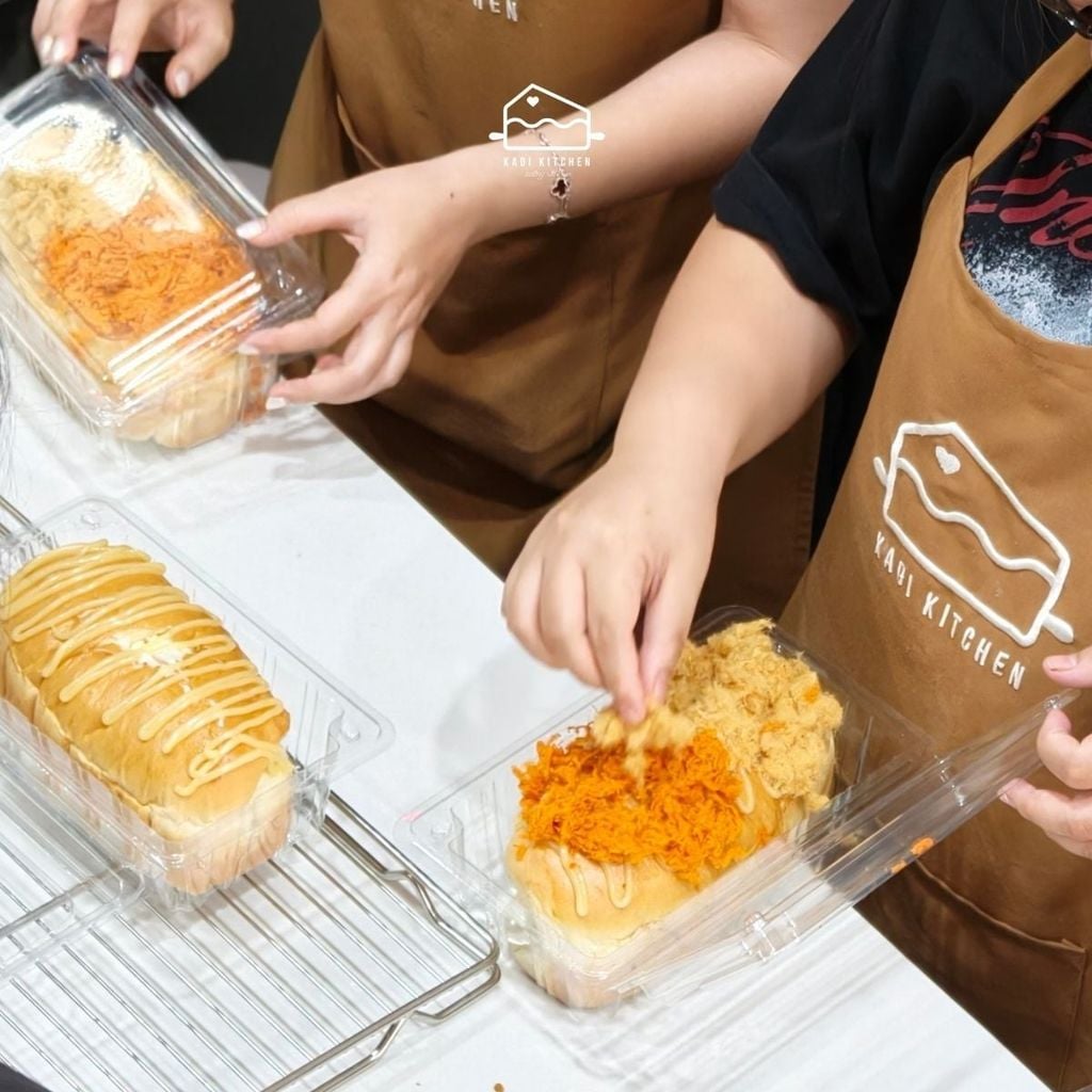 LỚP BÁNH PHÔ MAI TAN CHẢY