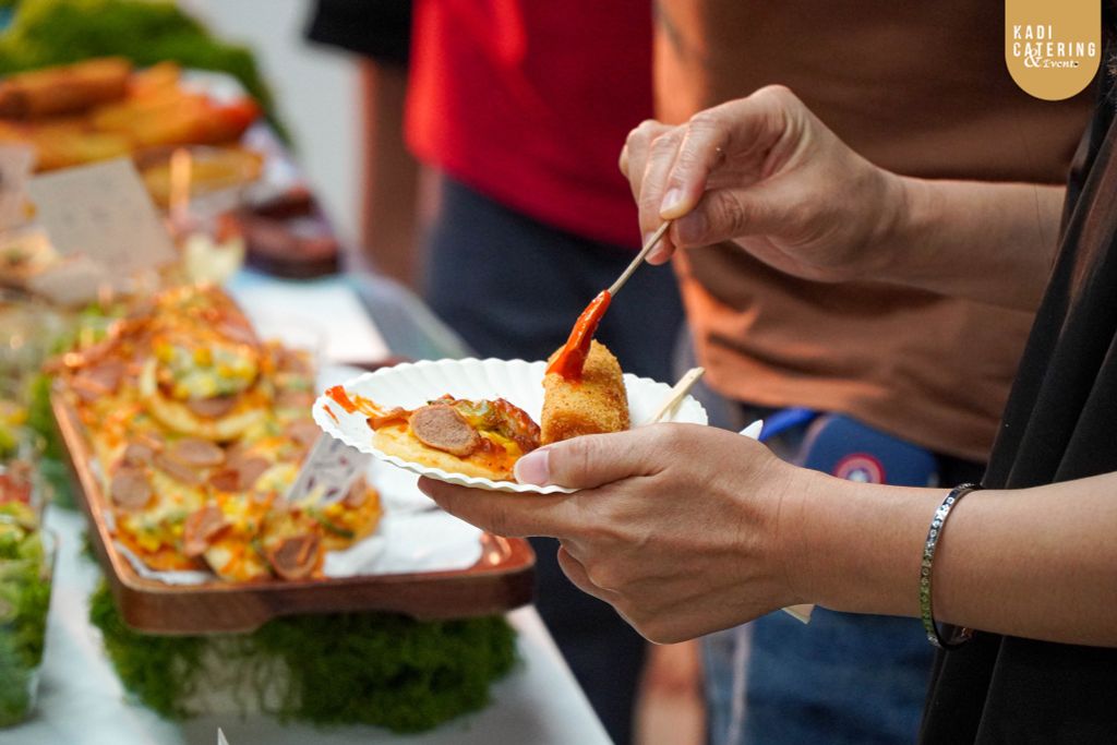 FINGERFOOD FOR PARCEL PERFORM'S NEW OFFICE LAUNCH BY KADI CATERING