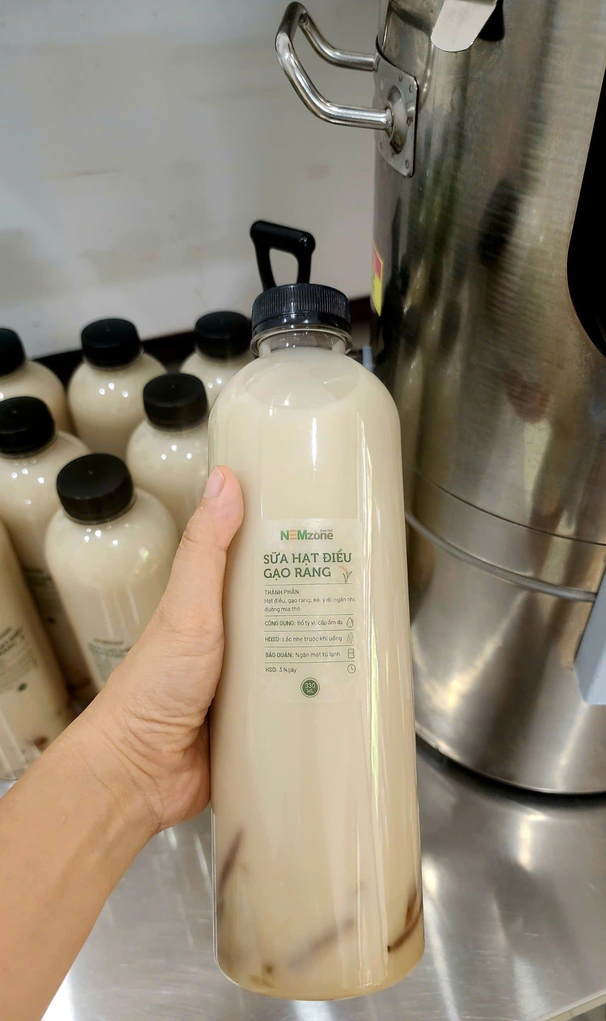  Sữa hạt điều gạo rang ( chai 1 lit ) 