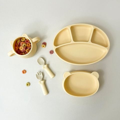 Combo Khay chia ngăn đế hít, đĩa hình gấu đế hít, cốc hình gấu, bộ muỗng nĩa silicon Modu'i, màu butter