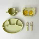 Combo Khay chia ngăn đế hít, đĩa hình gấu đế hít, cốc hình gấu, bộ muỗng nĩa silicon Modu'i, màu green bean