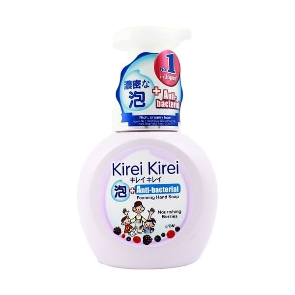  LION- Bọt rửa tay hương dâu tằm 250ml 