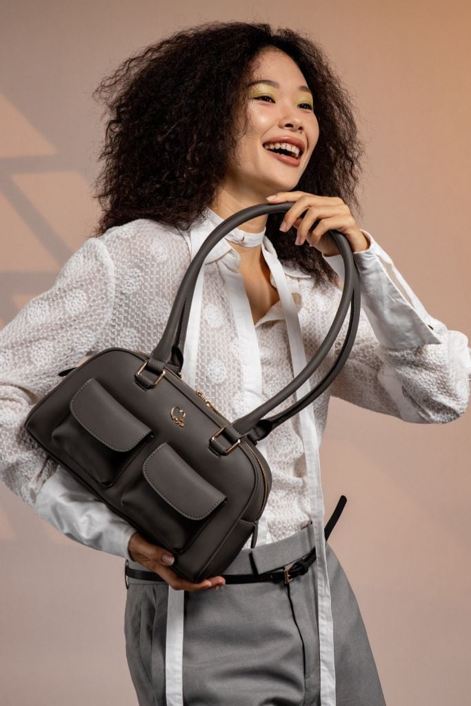 Túi đeo vai trendy SAMARA - MICROFIBER (Giảm còn 609K, Tặng quà tới 1Tr+ - áp Mã & chọn Quà tại bước Thanh toán)