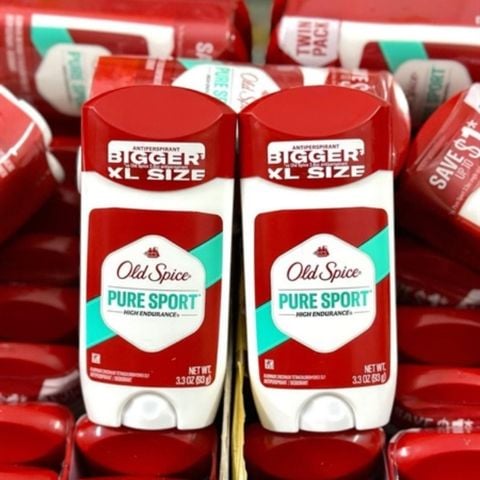Lăn Khử Mùi Old Spice Pure Sport Màu Đỏ Mỹ 93g X2 Chai
