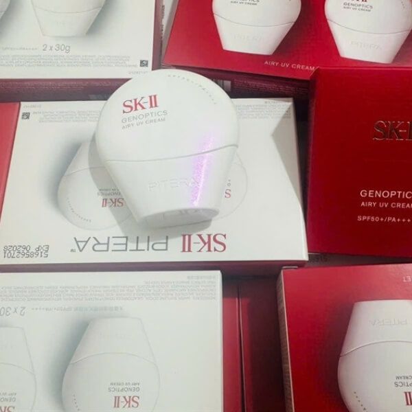 SK II Genoptics Airy UV Cream Kem Trị Nám & Chống Nắng Cao Cấp