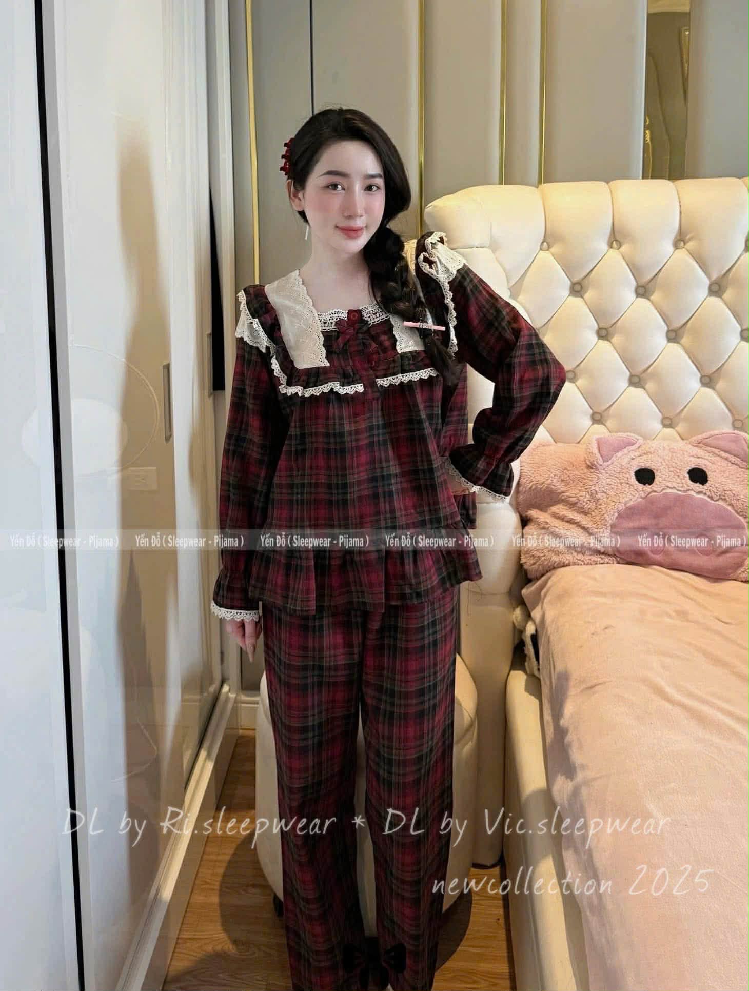  Bộ ngủ kẻ đỏ B140 