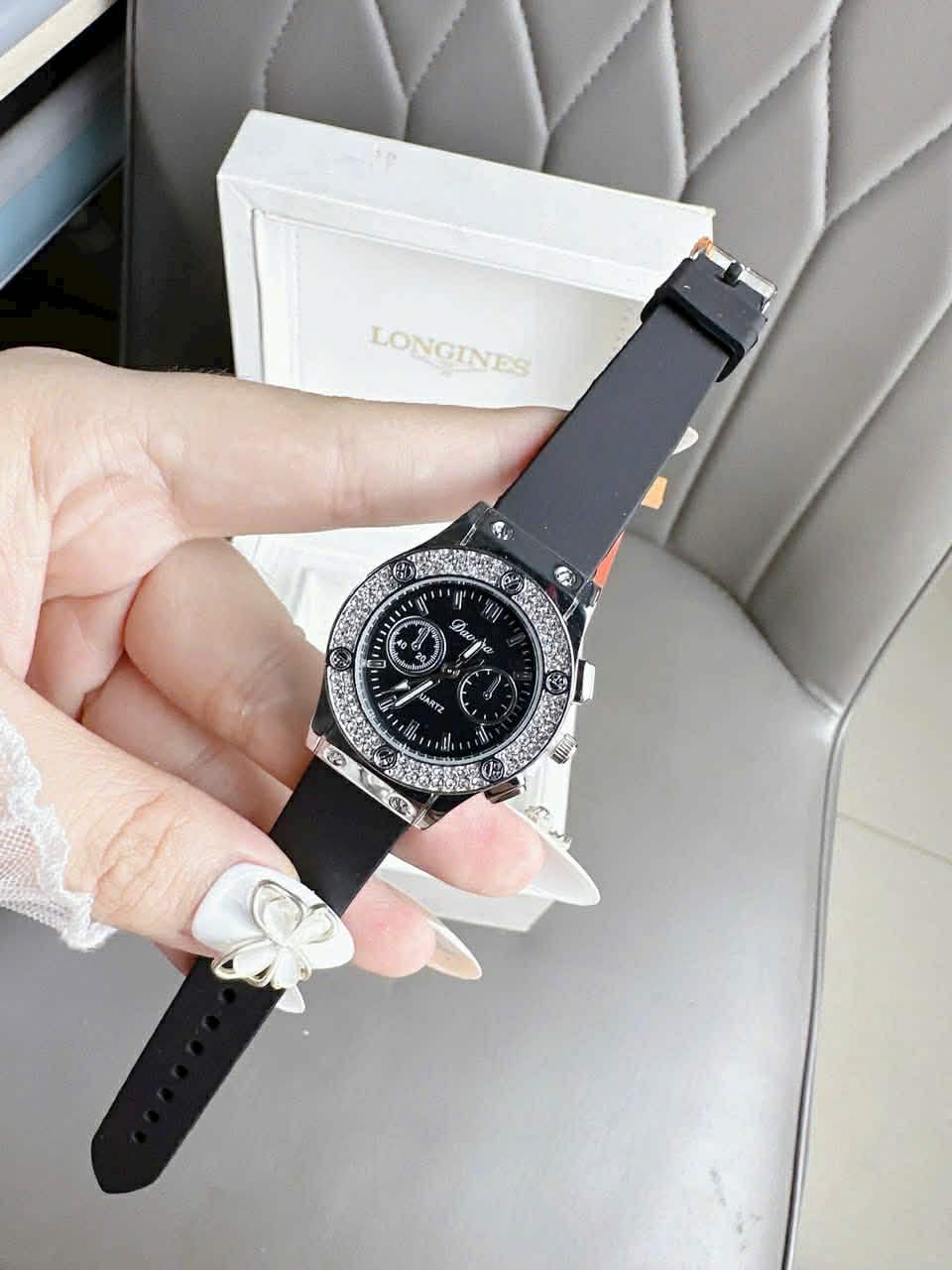  Đồng hồ mặt đá T97 