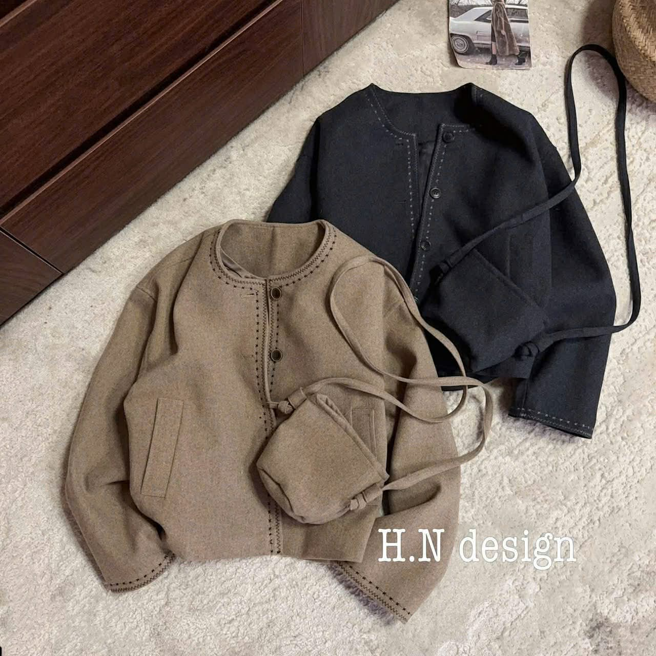  Khoác dạ cúc viền kèm túi C124 