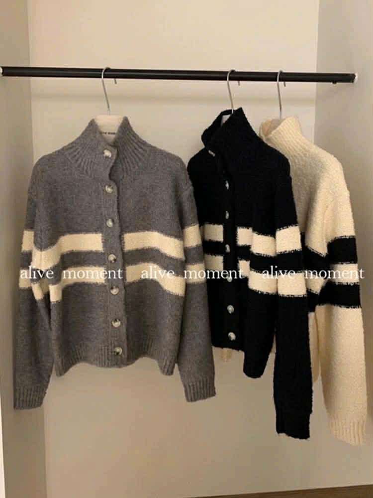  Áo len cúc to kẻ ngang C123 