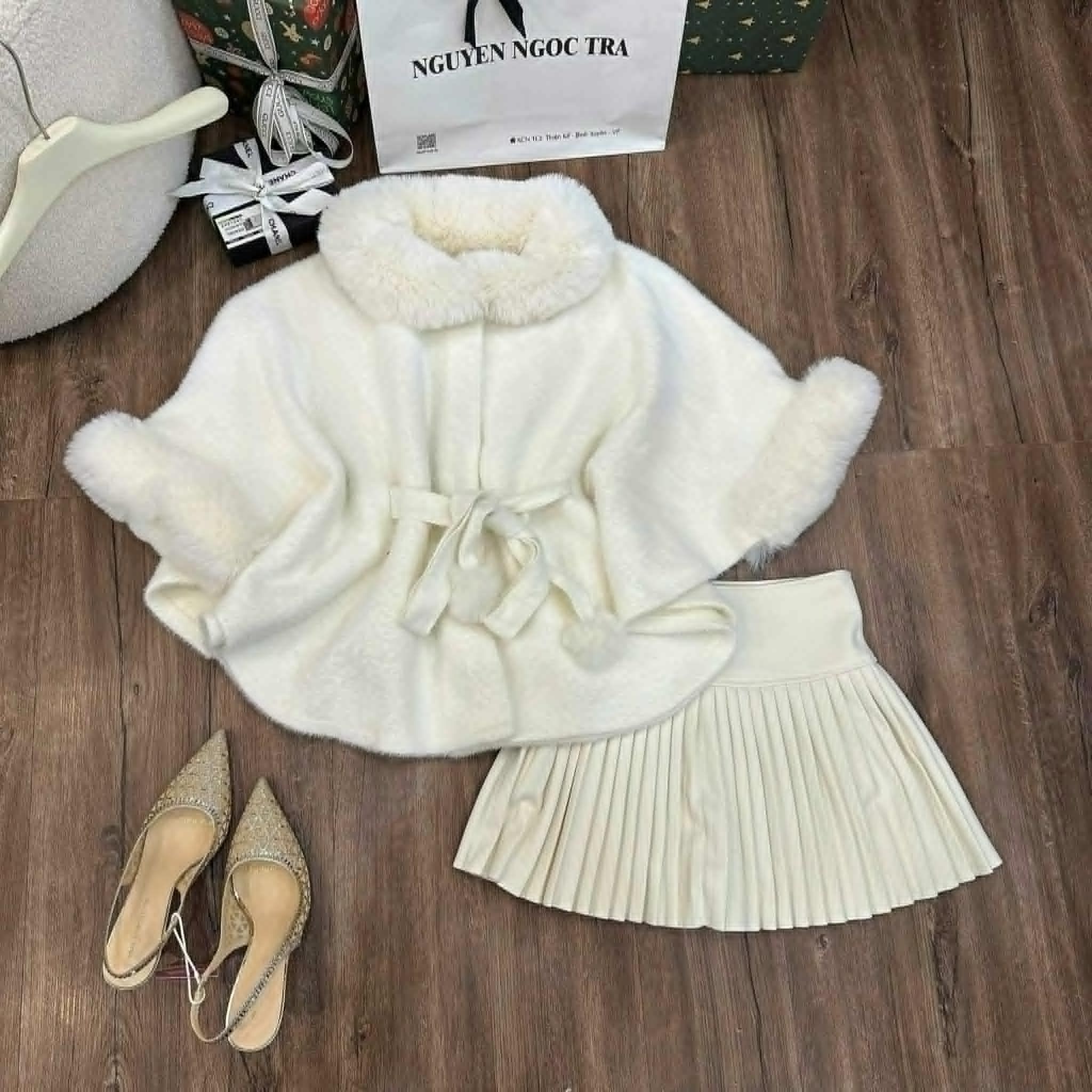  Áo len ép tiểu thư C154 