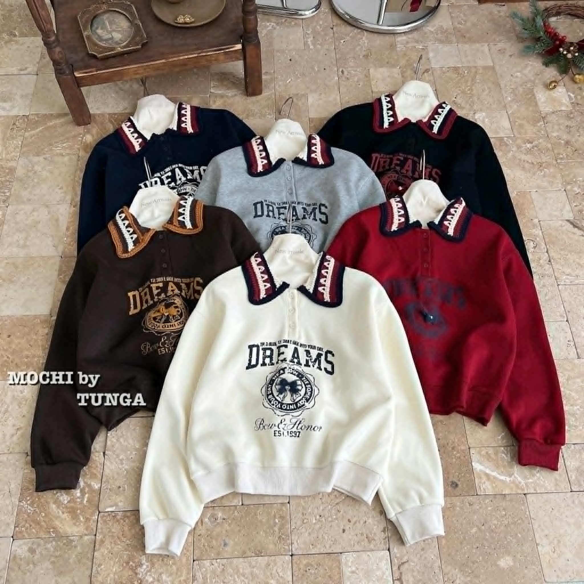  Áo nỉ cổ bẻ Dreams C14 