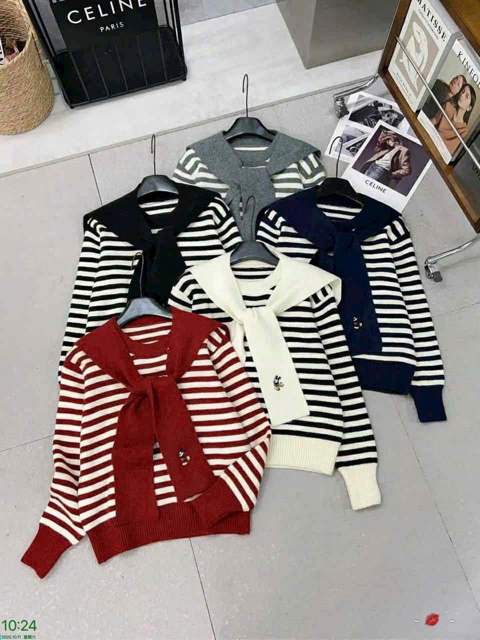  áo len kẻ khăn chuột A67 