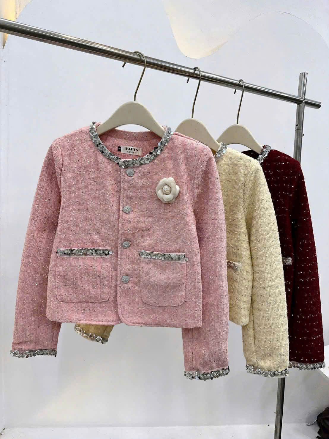  Áo dạ cổ đá tag hoa E6 