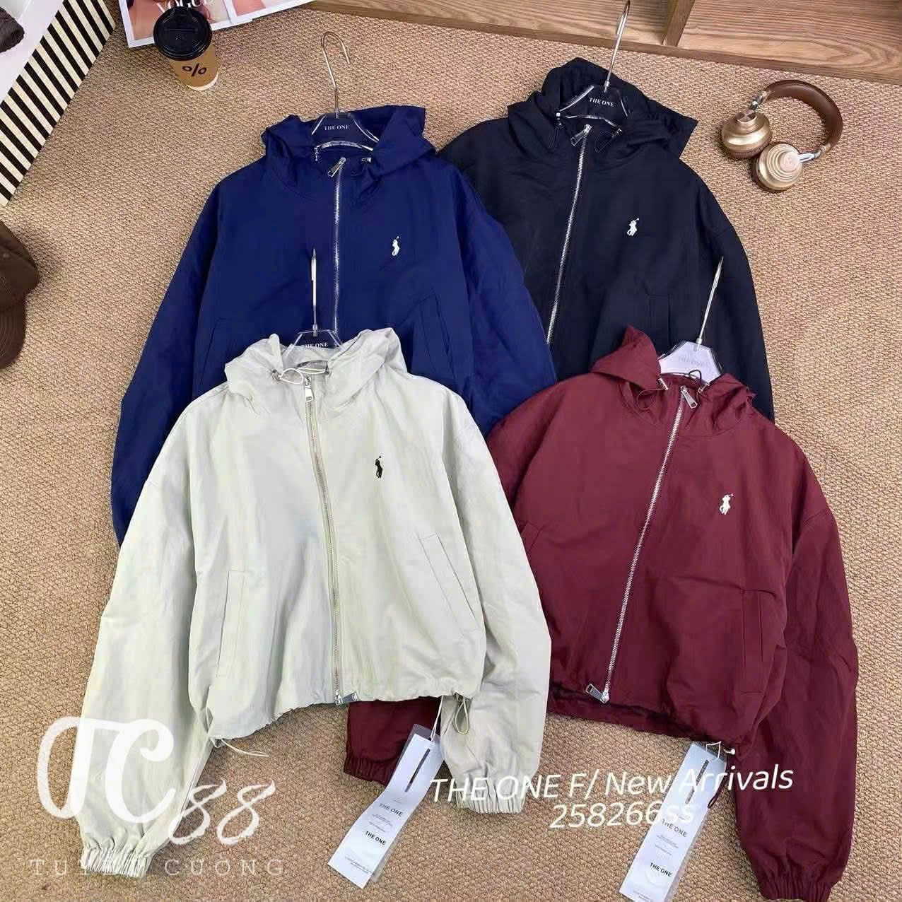  Áo gió ngựa mũ E19 