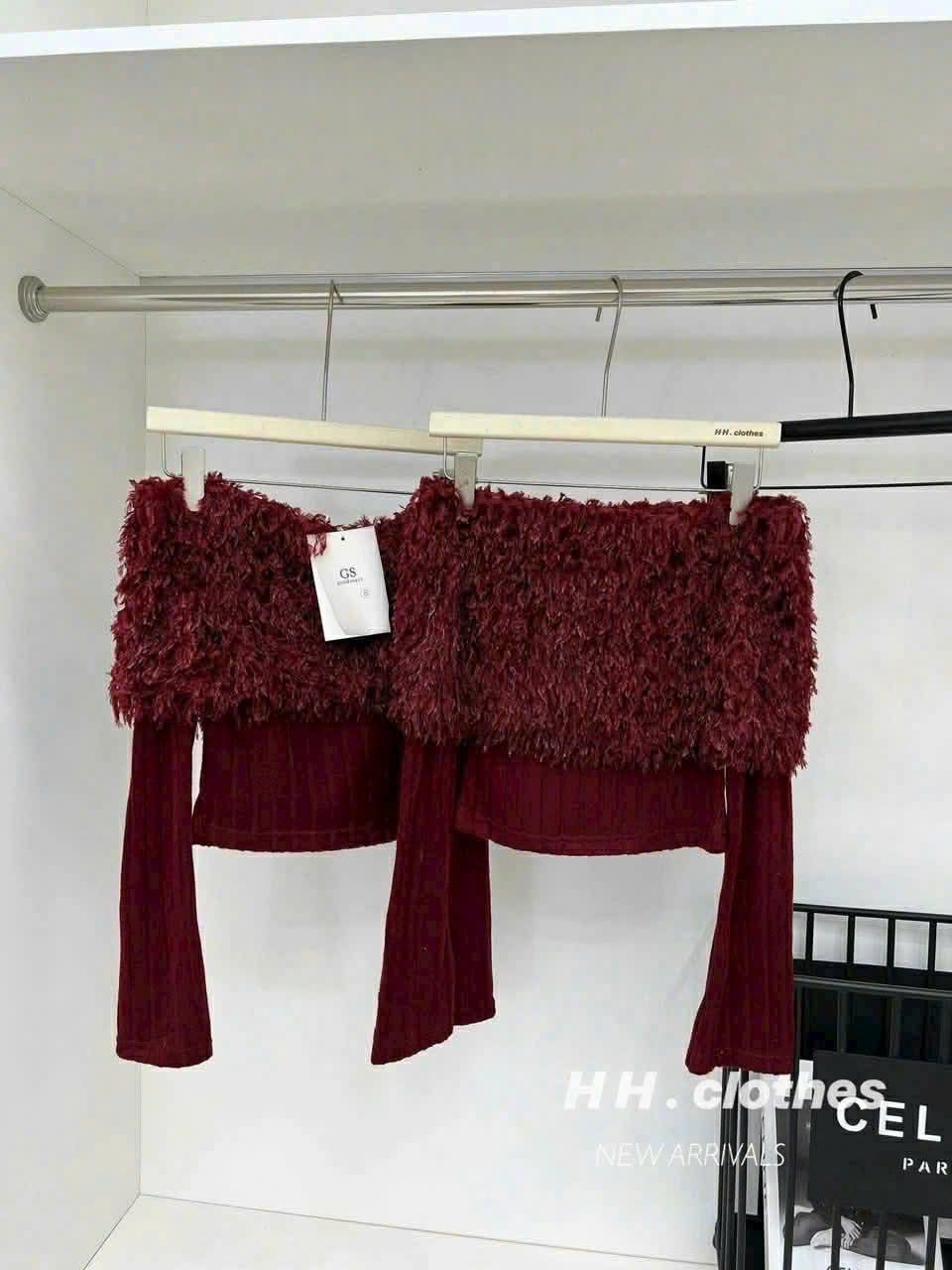  Áo lông bệt vai đỏ C144 