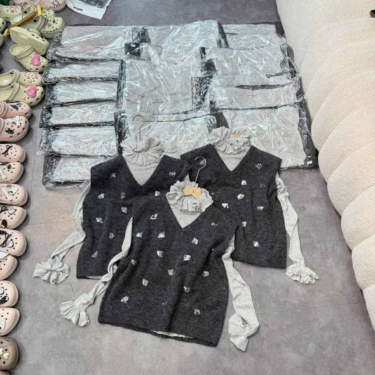  Set áo len bèo + gile kim sa C244 