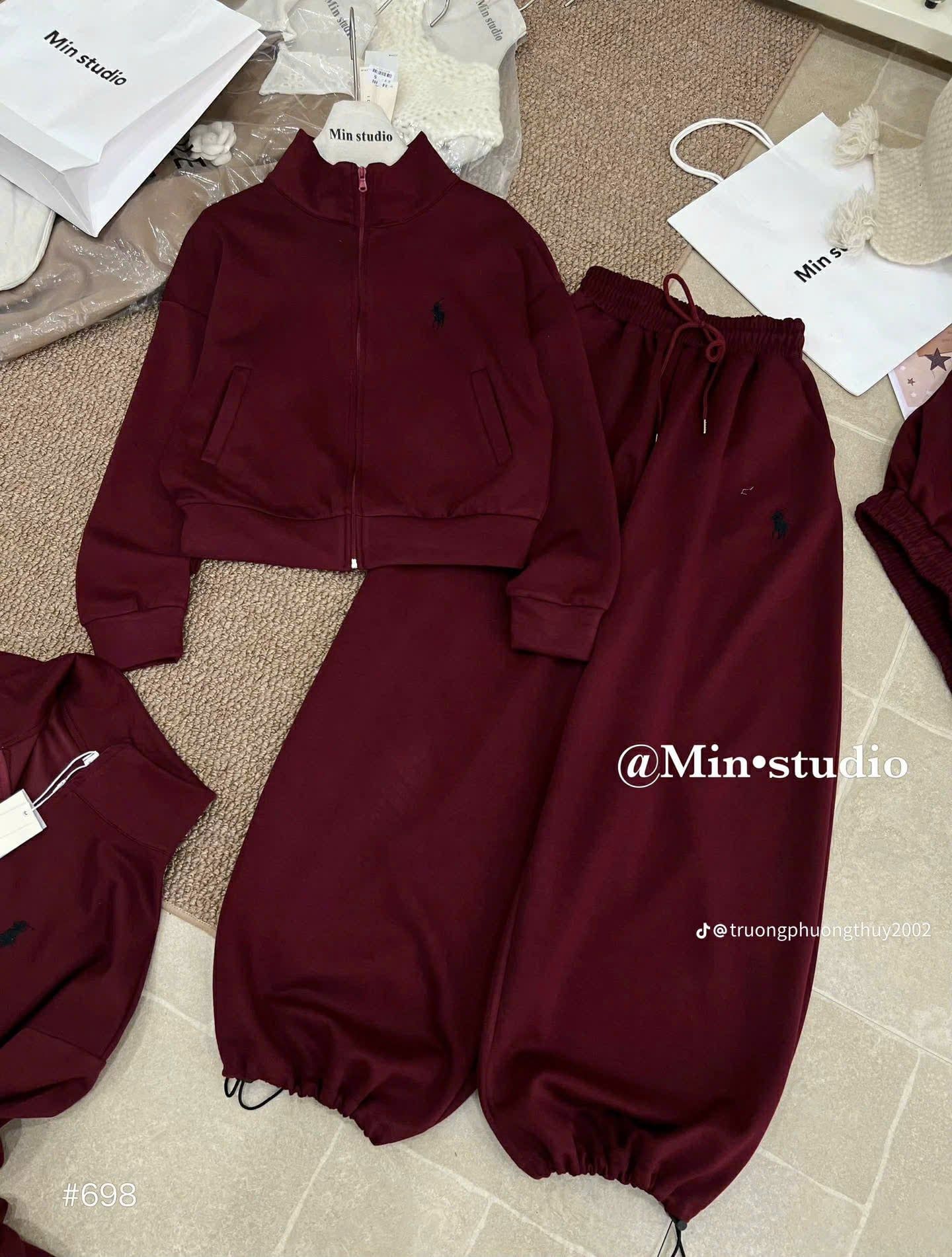  Bộ ngựa đỏ lót lông B15 