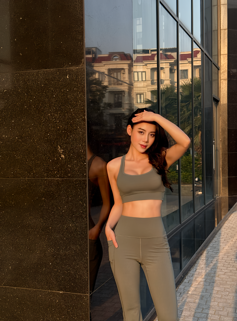 Bộ Đồ Tập Gym Yoga Nữ UNIQ Cool Peel - Áo Dây Đan & Quần Legging Ống Loe