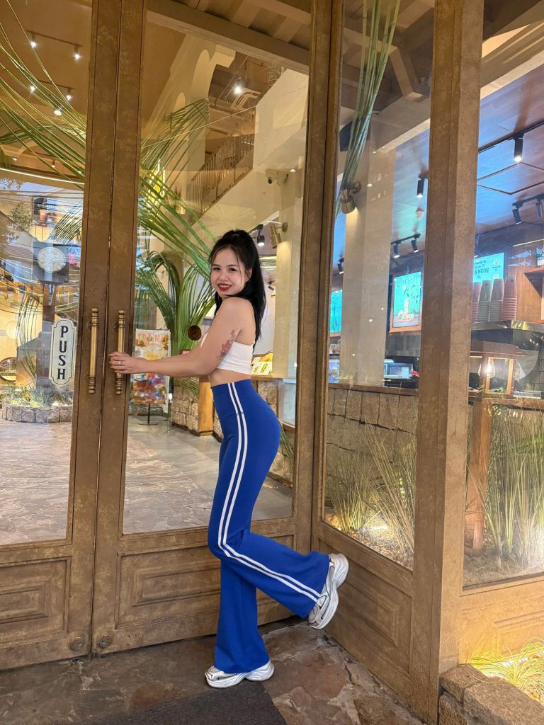 Quần Legging Gym Yoga Nữ UNIQ Cool Peel Cạp Cao Ống Loe Sọc Trắng