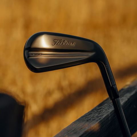 563RBSR5WA Bộ Irons Titleist T350 4G RH AMT RED R 5W A