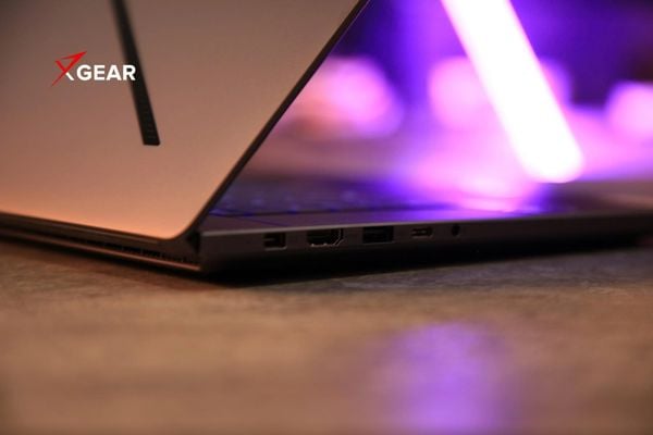 Laptop Gaming Asus ROG Zephyrus G16 GU606AR-TB027W (Core Ultra 9 386H | RTX 5070Ti | 32GB | 1TB | 16 inch 2.5K OLED)