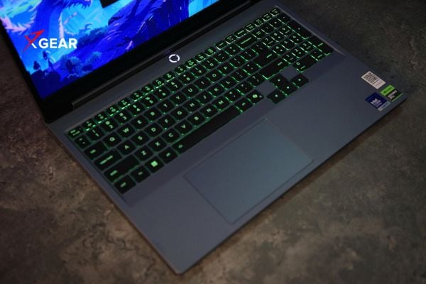 Laptop Gaming Lenovo LOQ 15IPH11 83SL000LVN (Ultra 7-356H | RTX 5060 | 16GB | 512 GB | 15.3 inch)