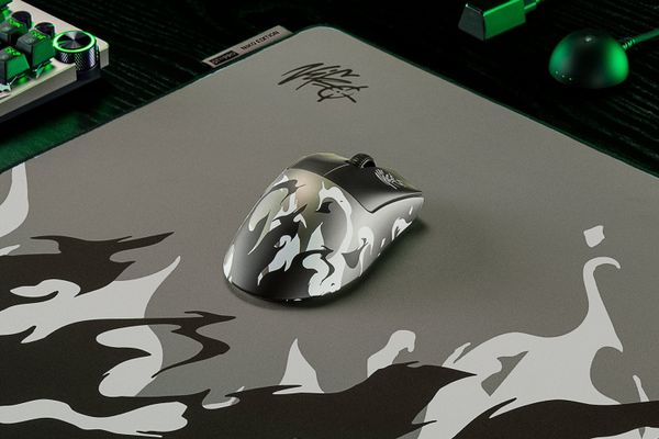 Chuột gaming không dây Razer DeathAdder V4 Pro NiKo Edition