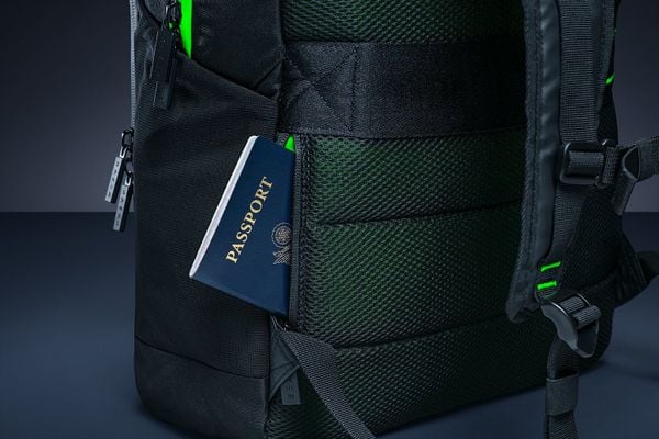 Balo Razer Rogue 16