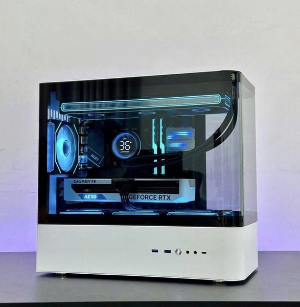 Case QC.Art ULTRA HM1 White (ATX)