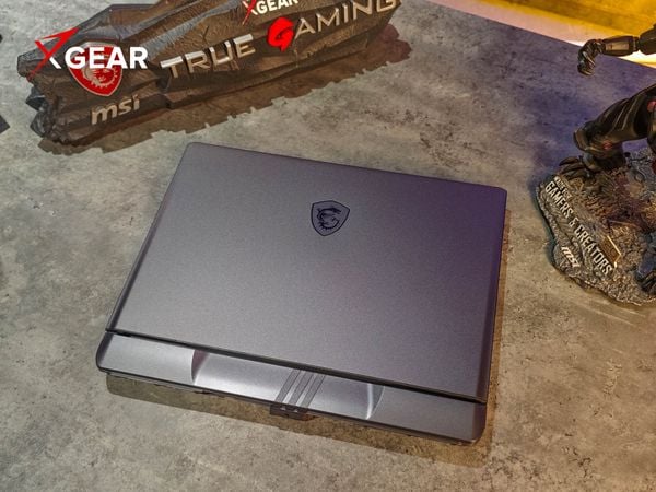 Laptop Gaming MSI Vector 16 HX AI A2XWJG 470VN (Ultra 9 | RTX 5090 | 32GB | 1TB | QHD)