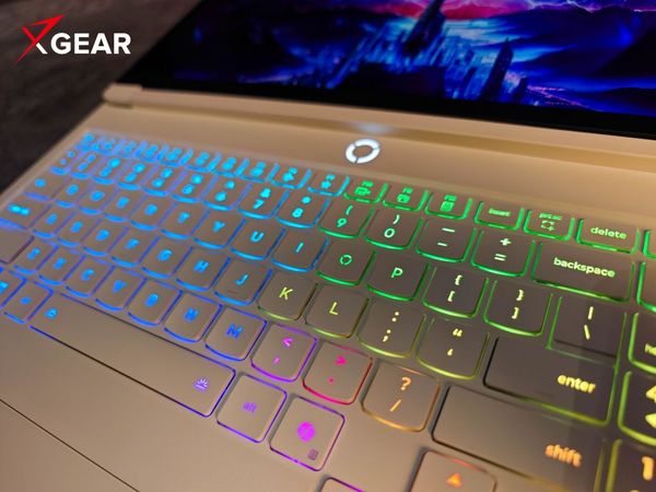 Laptop Gaming LENOVO Legion 7 16IAX10 83KY001VVN