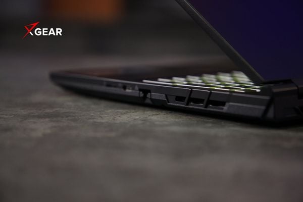 Laptop Gaming Acer Aspire 7 A715-59G-59RD NH.DXUSV.001 (Core 5 210H | RTX 3050 | 16GB | 512GB | 144Hz)