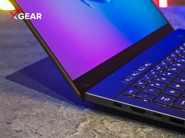 Laptop Gaming Asus ROG Zephyrus G14 GA403WR-QS103WS