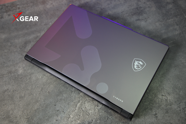 Laptop Gaming MSI Cyborg 15 C13WEO 417VN (i7 13620H | 16GB | 512GB | RTX 5050 | 15.6 FHD 144Hz)