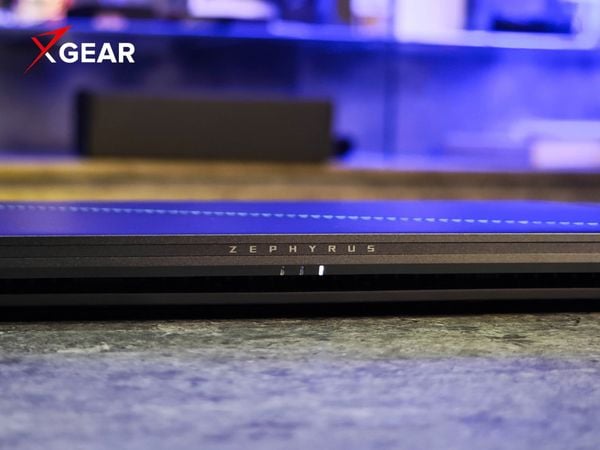 Laptop Gaming Asus ROG Zephyrus G14 GA403GM-SY201W (Ryzen AI 9 465 | 32GB | 512GB | 14 inch 3K OLED 120Hz | RTX 5060)