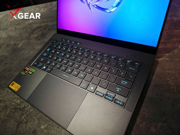 Laptop Gaming Asus ROG Zephyrus G14 GA403GM-SY201W (Ryzen AI 9 465 | 32GB | 512GB | 14 inch 3K OLED 120Hz | RTX 5060)