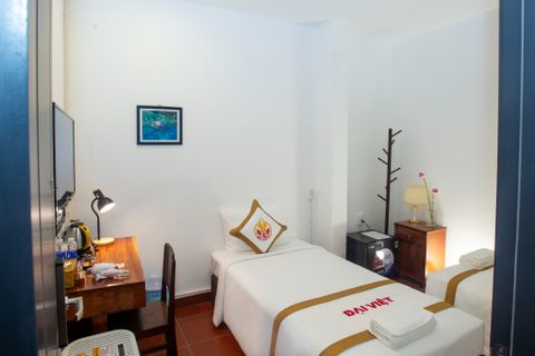  De Tham Superior Twin - Comfy Bed/Aircon/Daily Housekeeping 