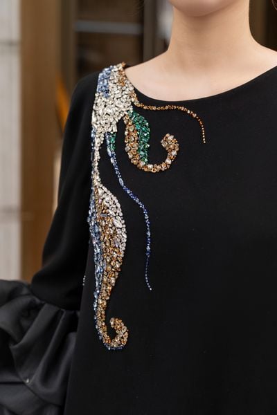  Đầm Isoria 