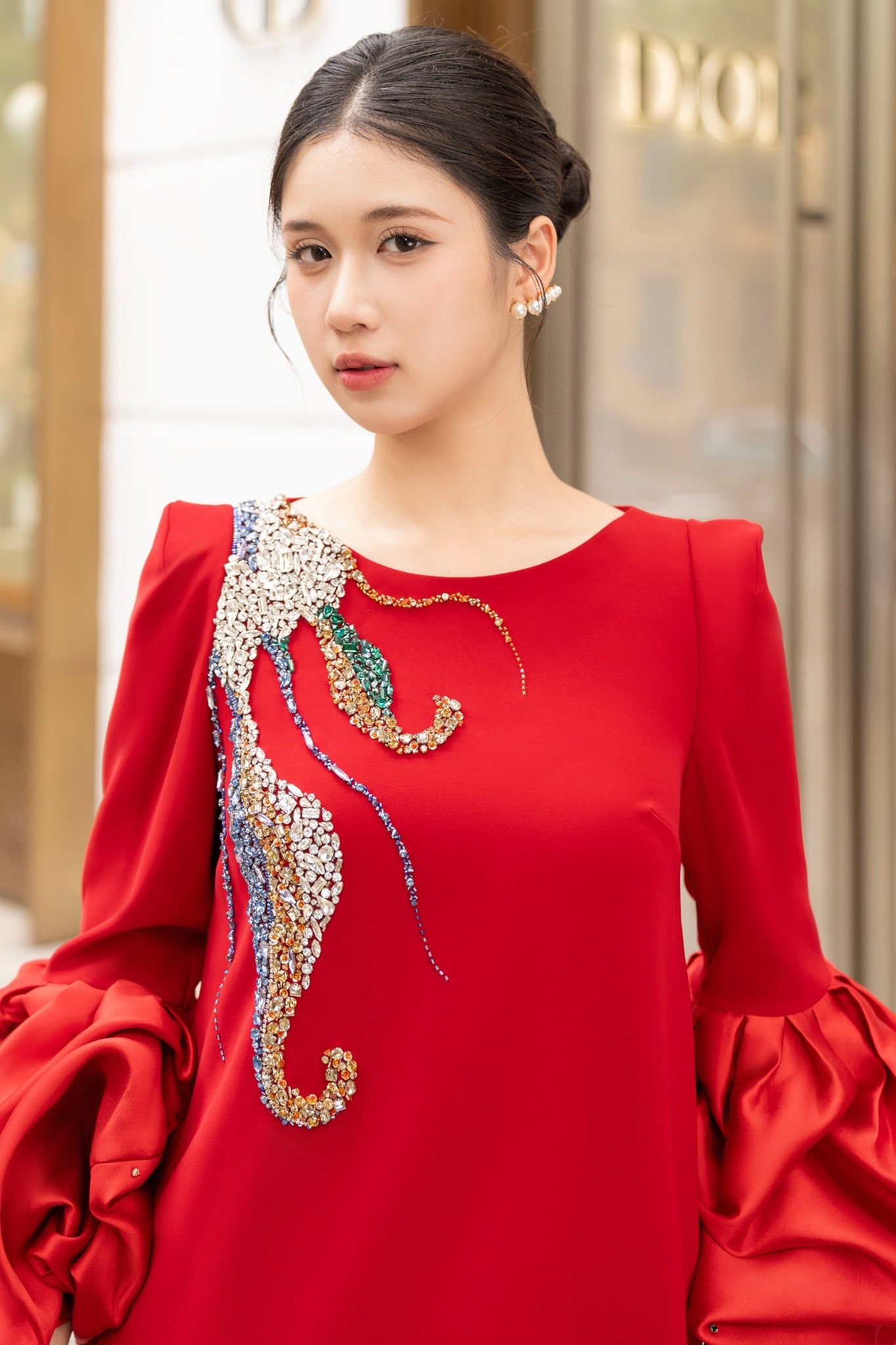  Đầm Isoria 