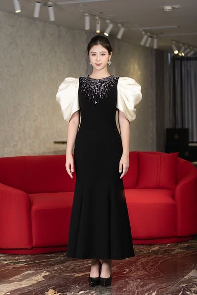  Đầm Ismera 