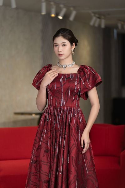  Đầm Evelyne 